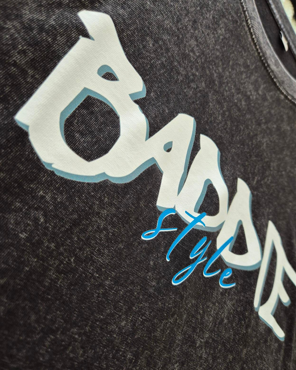 BADDIE CLASSIC SHIRT